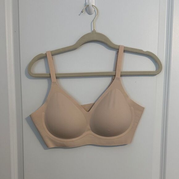 Vertvie Womens Seamless Bra - Skin Color - Picture 1 of 2